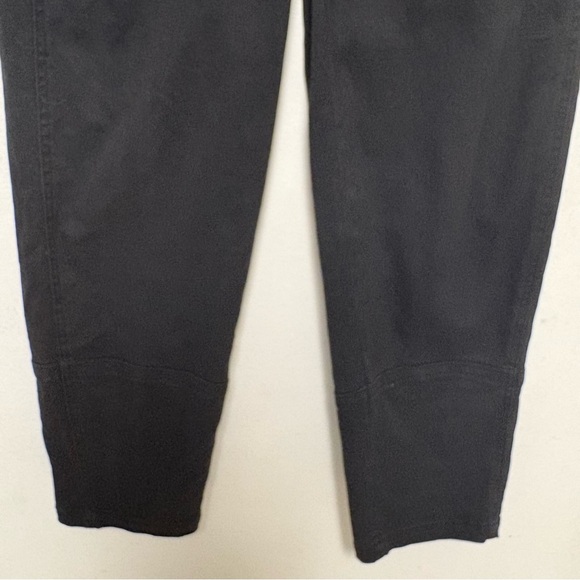 EVERLANE Utility Barrel Jean - Picture 5 of 12